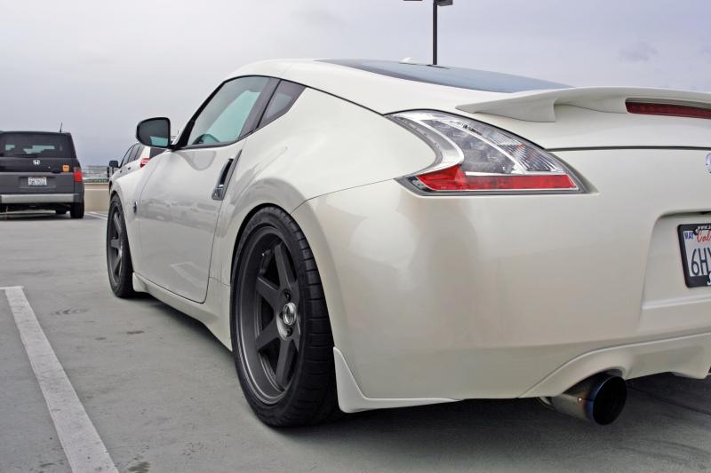 photo 1 Nissan 370Z custom wheels Volk TE37 19x9.5, ET +22, tire size 265/35 R19. 19x10.5 ET+12 305/30 R19