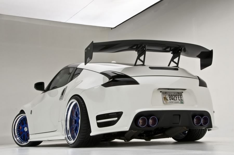 photo 2 Nissan 370Z custom wheels Strasse Forged SM8 20x10.0, ET +15, tire size 255/ R20. 20x12.0 ET0 305/ R20