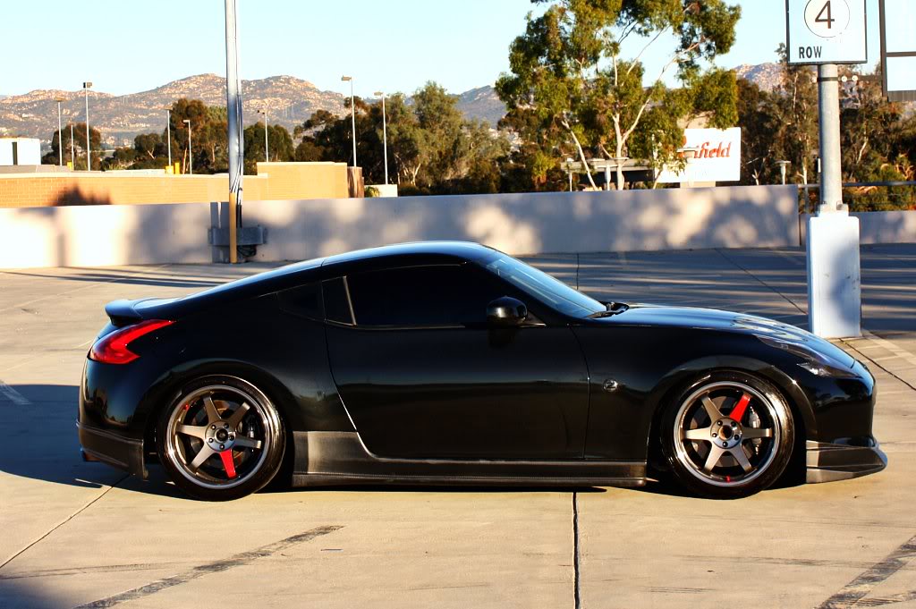 photo 1 Nissan 370Z custom wheels Volk TE37 Super Lap 19x9.5, ET +22, tire size 245/40 R19. 19x10.5 ET+12 275/35 R19