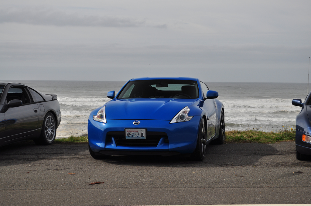 photo 2 Nissan 370Z custom wheels Rays OEM GT-R 20x9.5, ET +45, tire size 255/40 R20. 20x10.5 ET+25 285/35 R20