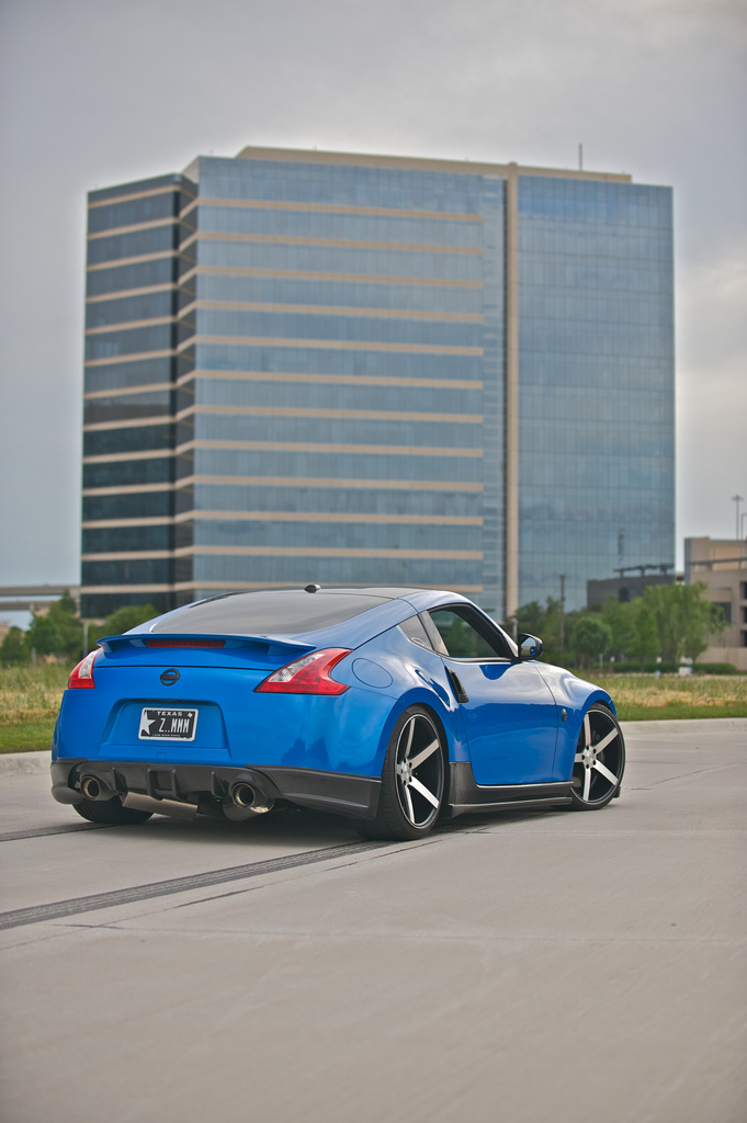 photo 2 Nissan 370Z custom wheels Vossen CV3 20x9.0, ET +20, tire size 245/30 R20. 20x10.5 ET+15 285/30 R20