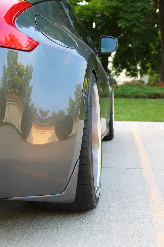 photo 3 Nissan 370Z custom wheels Volk Racing GT-30 RED 20x9.5, ET +25, tire size 255/35 R20. 20x10.5 ET+23 285/30 R20