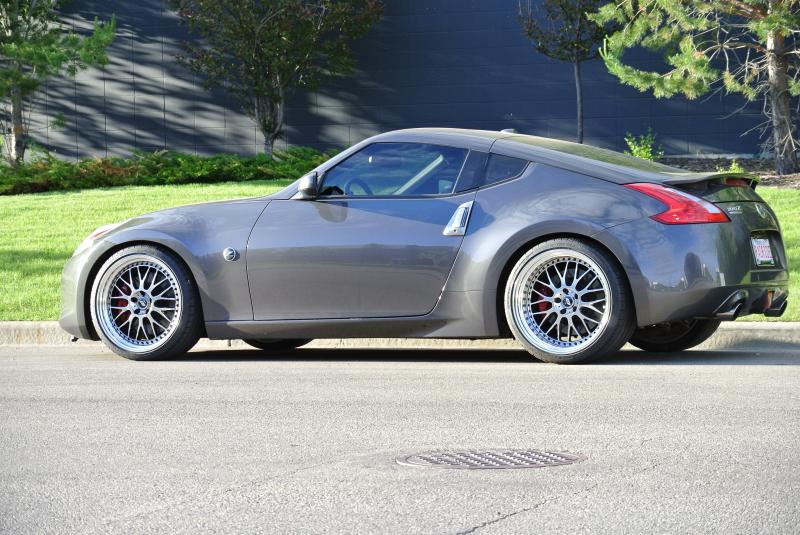 photo 11 Nissan 370Z custom wheels Work VS-XX 20x9.5, ET +20, tire size 265/ R20. 20x12.0 ET+26 325/ R20