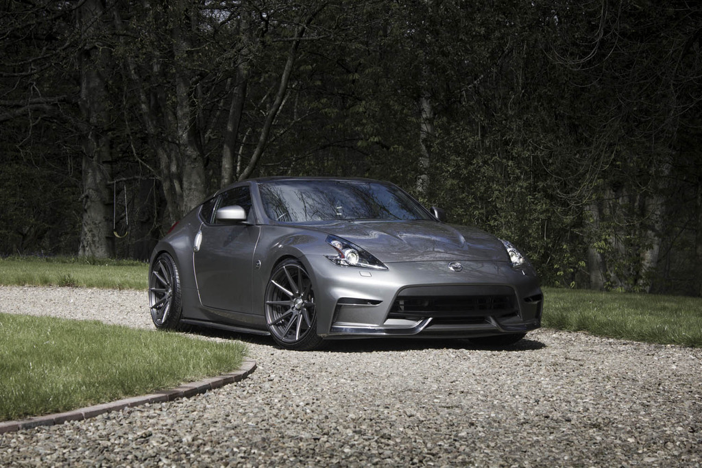 photo 4 Nissan 370Z custom wheels Judd T311 20x10.5, ET +20, tire size 255/35 R20. 20x10.5 ET0 285/30 R20