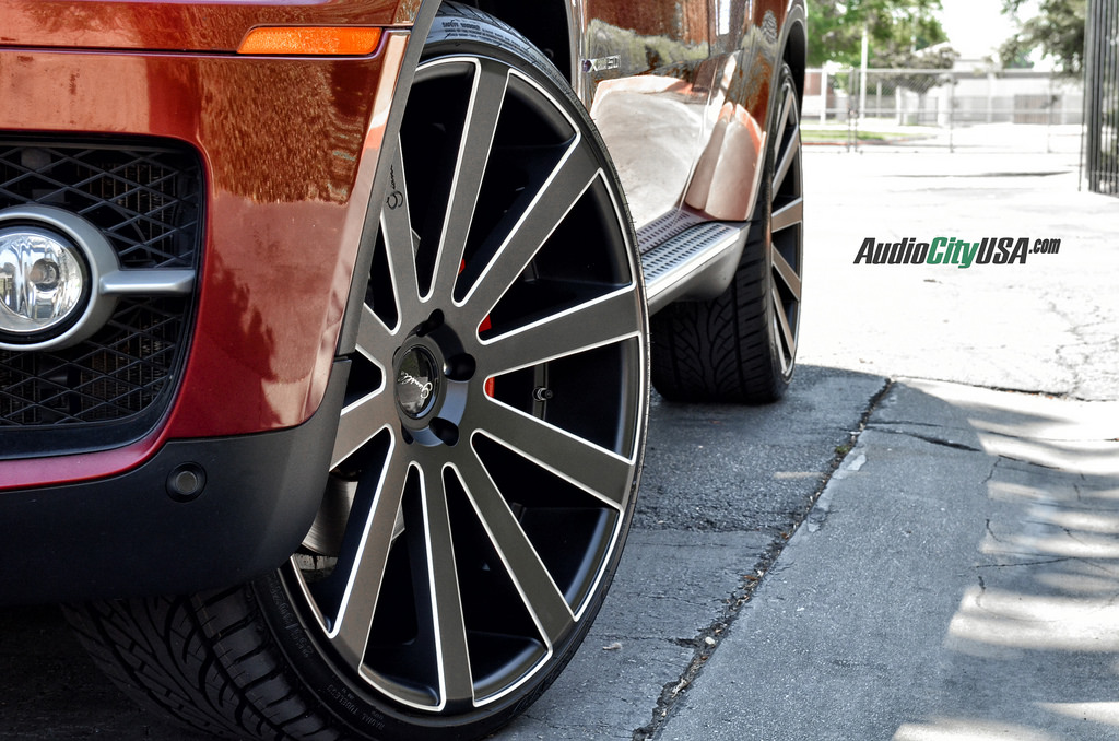 photo 2 BMW X6 custom wheels Gianelle Santoneo 24x10.0, ET , tire size 275/30 R24. x ET 