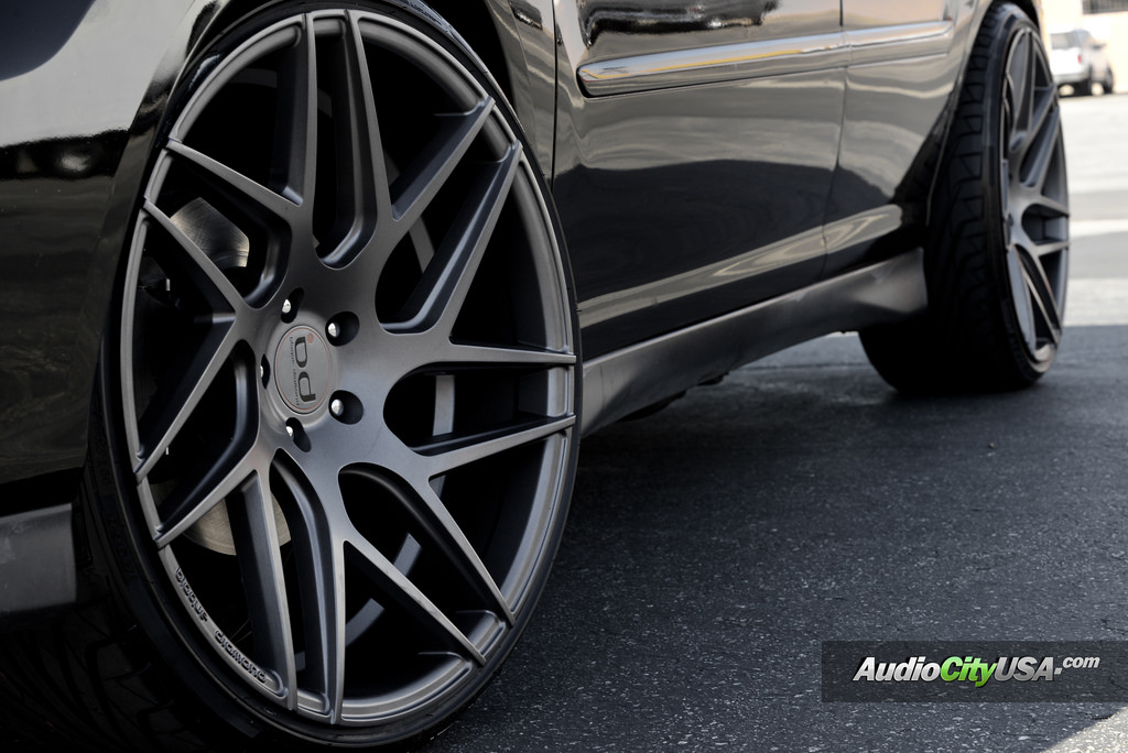 photo 1 Lexus RX 330 custom wheels Blaque Diamond 22x10.5, ET , tire size 255/30 R22. x ET 