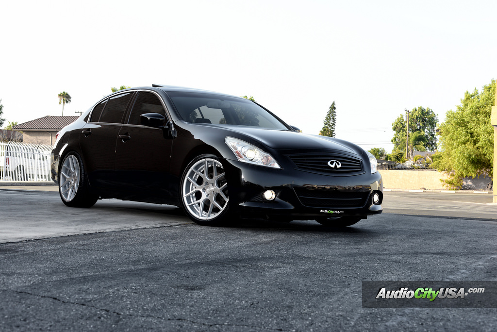 photo 2 Infiniti G37x custom wheels Rennen CSL 4 20x9.0, ET , tire size 245/35 R20. 20x10.0 ET 275/30 R20