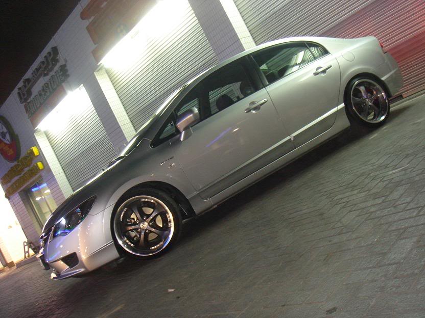 photo 2 Honda Civic custom wheels 18x8.0, ET +35, tire size 215/35 R18. x ET
