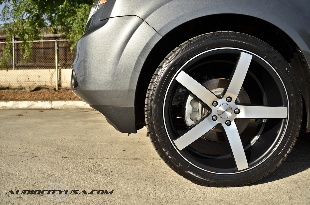photo 1 Honda Pilot custom wheels Vossen VVS CV3 22x9.0, ET , tire size 265/40 R22. x ET