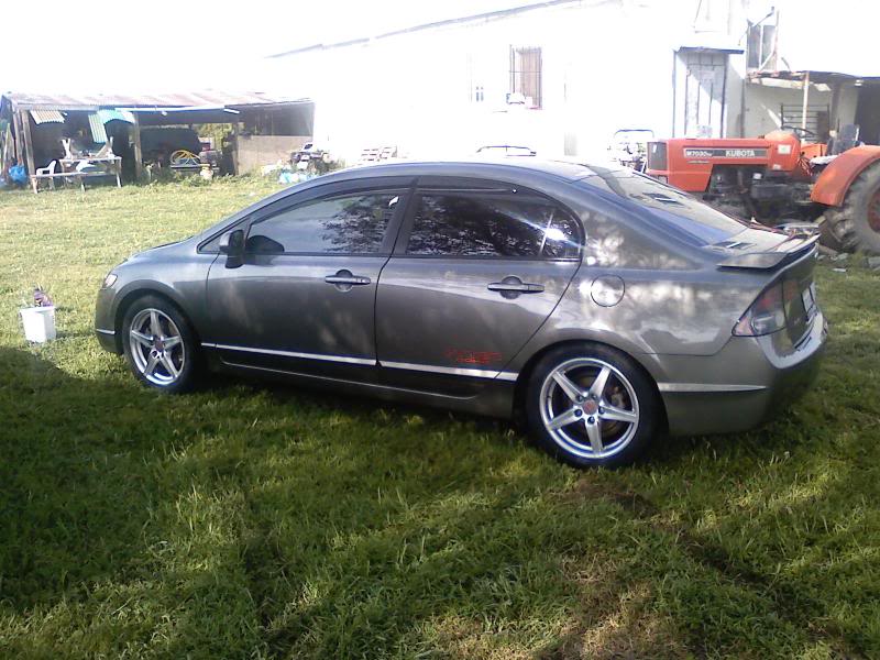 photo 1 Honda Civic custom wheels RSX Type S 17x7.0, ET +35, tire size 225/45 R17. x ET 