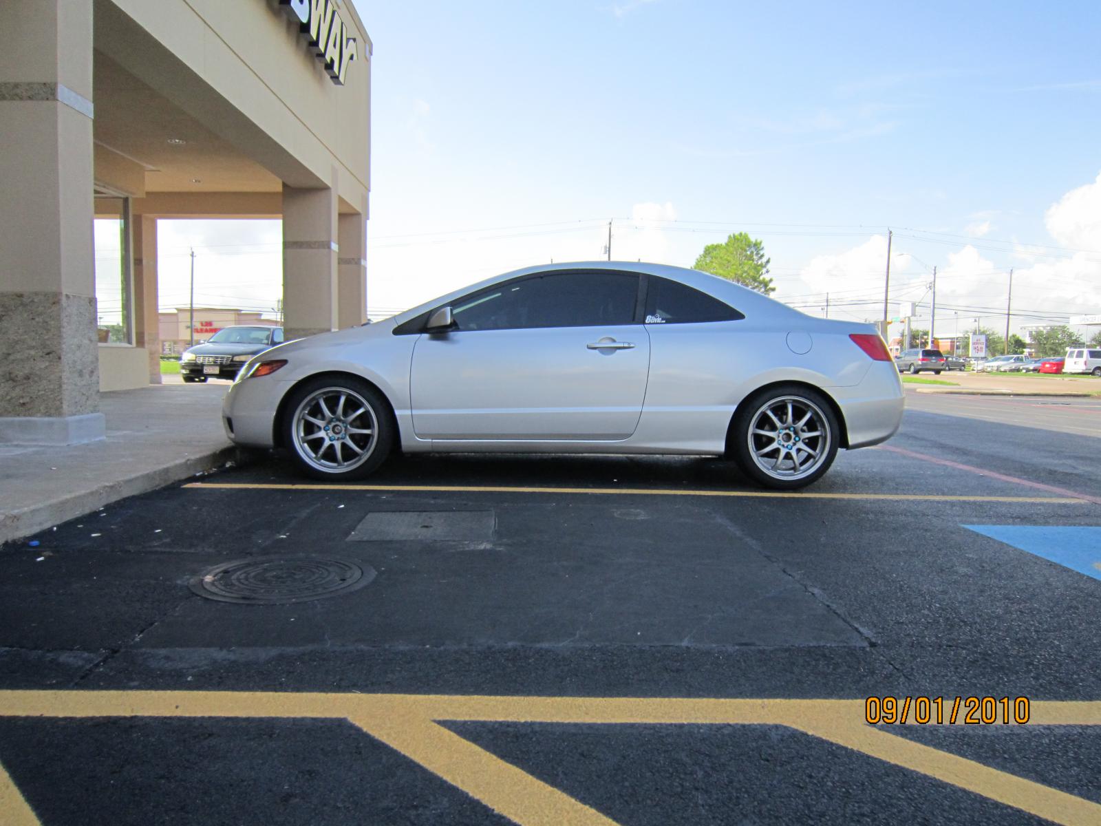 photo 3 Honda Civic custom wheels Work  XD-9 18x8.0, ET +45, tire size 225/40 R18. x ET