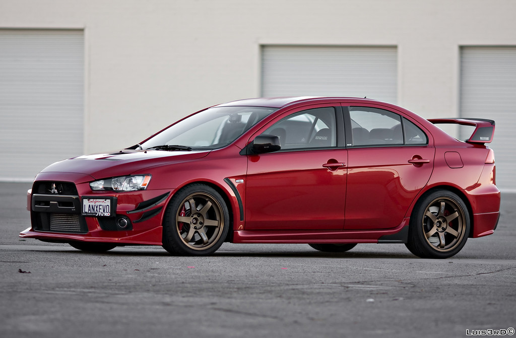 photo 2 Mitsubishi Lancer Evolution custom wheels Rays Engineering Volk Racing TE37 18x9.5, ET +22, tire size 275/35 R18. x ET