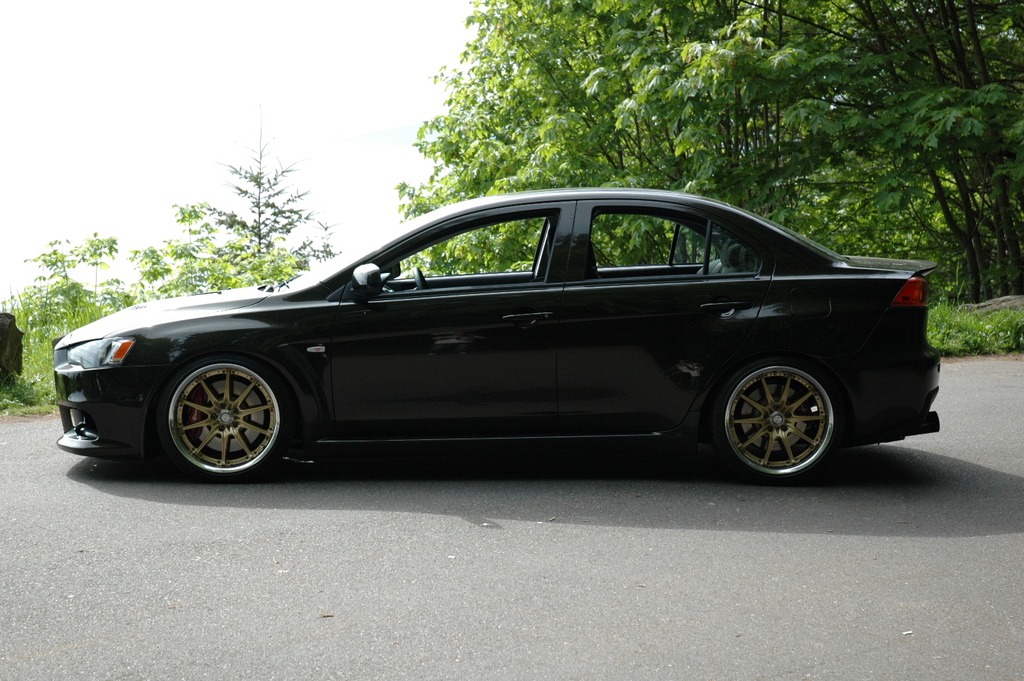 photo 2 Mitsubishi Lancer Evolution custom wheels Rays Engineering Volk Racing GT-F 19x9.5, ET +17, tire size 245/35 R19. x ET