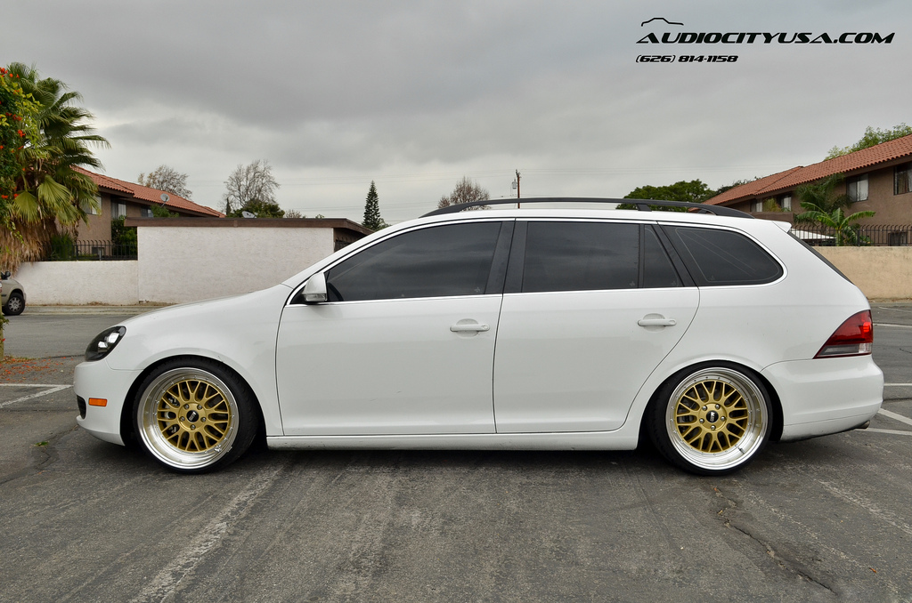 photo 7 Volkswagen Jetta SportWagen custom wheels STR 601 18x9.5, ET , tire size 215/35 R18. x ET