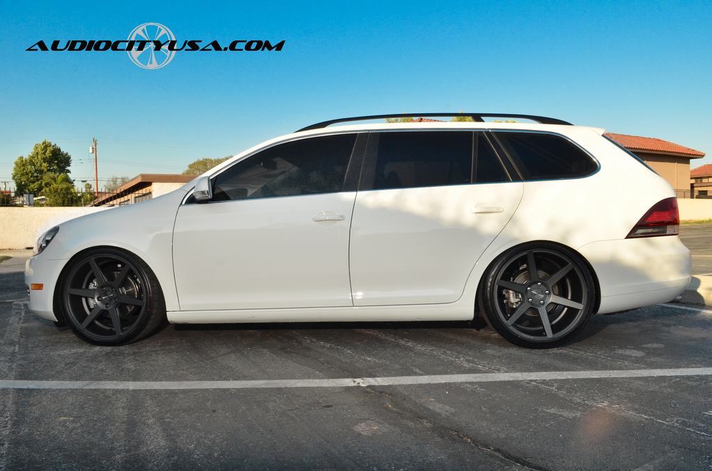 photo 6 Volkswagen Jetta SportWagen custom wheels Stance SC6 19x8.5, ET , tire size 225/35 R19. 19x9.5 ET 245/35 R19