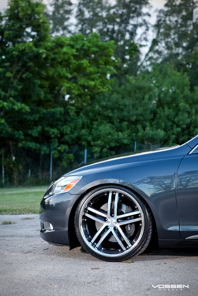 photo 1 Lexus GS 300 custom wheels Vossen VVS-085 20x9.0, ET , tire size X R20. 20x10.5 ET