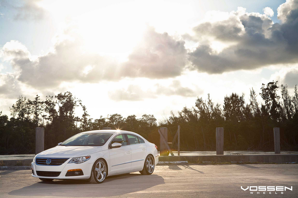 photo 3 Volkswagen CC custom wheels Vossen VVS-084 19x8.5, ET , tire size X R19. 19x10.0 ET 