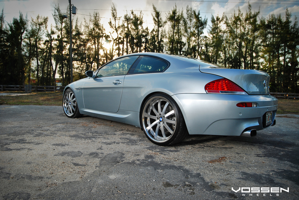 photo 2 BMW M6 custom wheels Vossen VVS-083 22x9.0, ET , tire size X R22. 22x10.5 ET