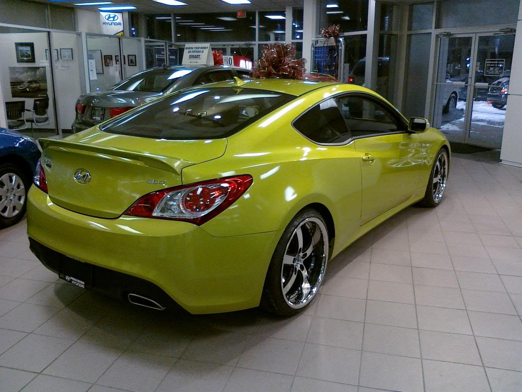 photo 1 Hyundai Genesis custom wheels Vossen VVS084 20x9.0, ET +32, tire size 245/30 R20. 20x10.5 ET+42 285/30 R20