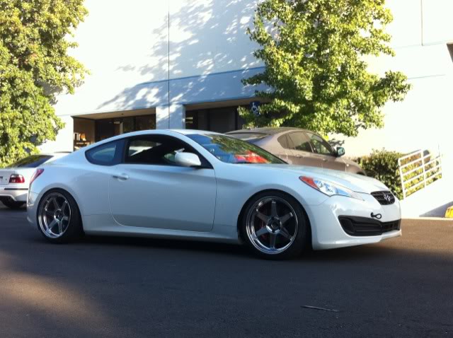 photo 4 Hyundai Genesis custom wheels   19x9.5, ET +12, tire size 225/40 R19. 19x10.5 ET+12 245/40 R19
