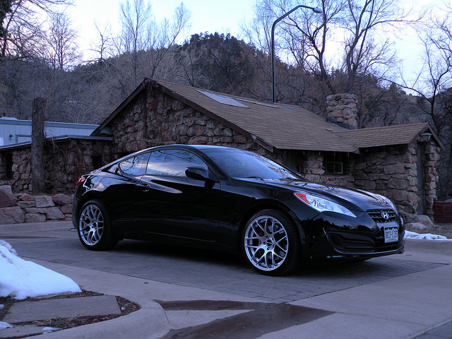 photo 1 Hyundai Genesis custom wheels 19x9.0, ET +25, tire size 245/35 R19. x ET 275/35 R