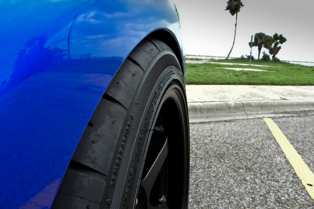 photo 2 Hyundai Genesis custom wheels Varrstoen ES 2.2.2 19x9.5, ET +22, tire size 255/35 R19. 19x10.5 ET+22 285/35 R19