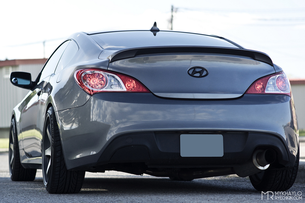 photo 2 Hyundai Genesis custom wheels   20x8.5, ET +10, tire size 225/35 R20. 20x9.5 ET+5 245/35 R20