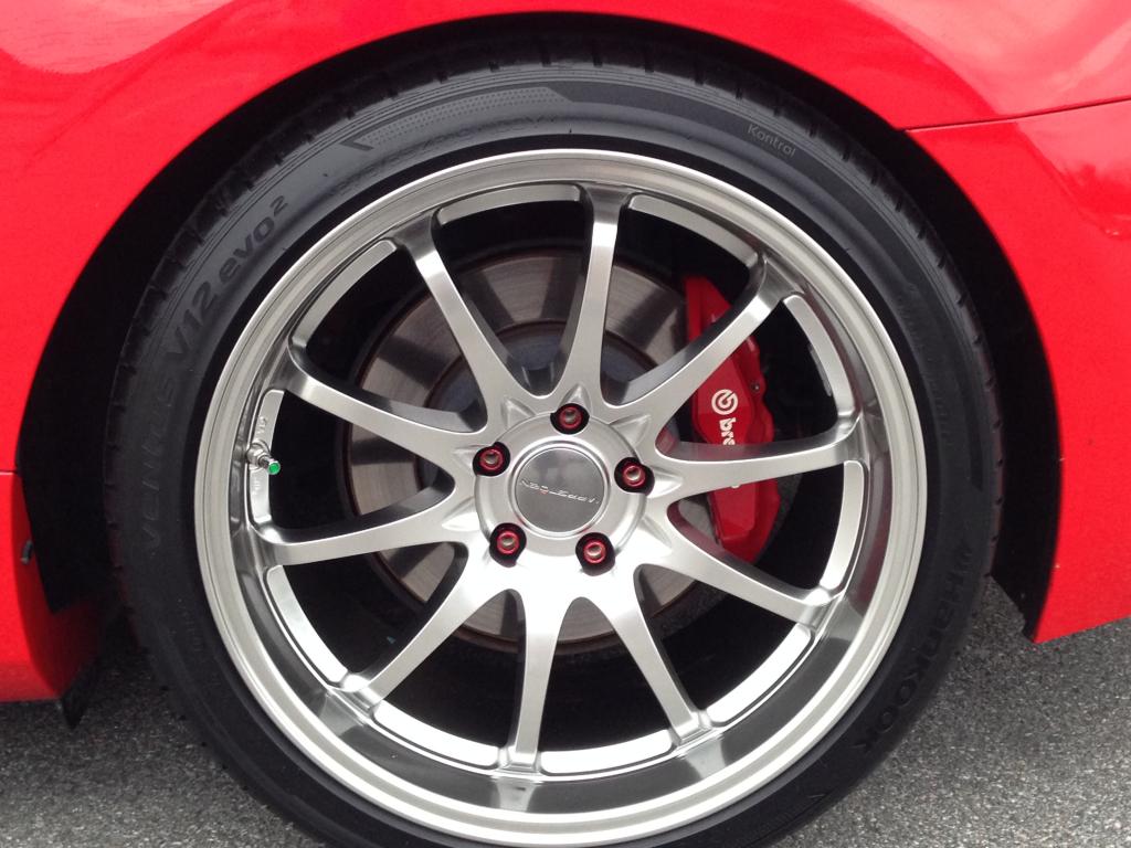 photo 3 Hyundai Genesis custom wheels Varrstoen  ES3 19x9.5, ET +22, tire size 245/35 R19. 19x10.5 ET 275/35 R19