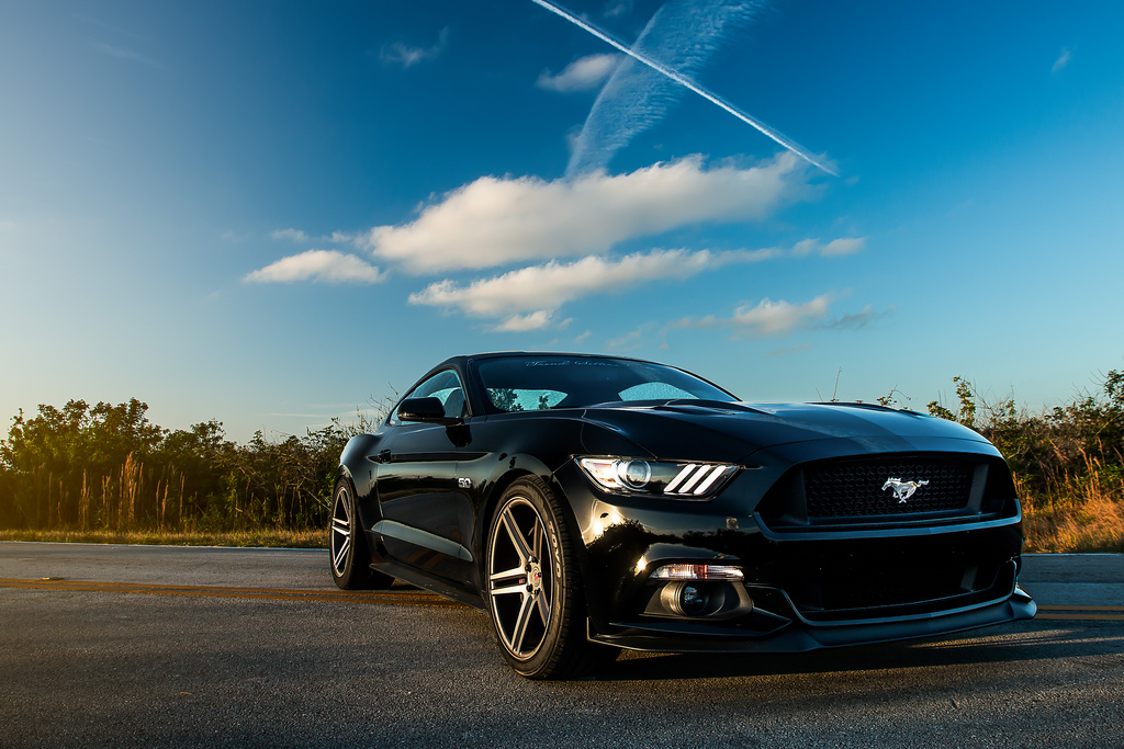 photo 1 Ford Mustang custom wheels Vossen VPS-302 20x10.0, ET +30, tire size 275/35 R20. 20x11.0 ET+48 315/35 R20