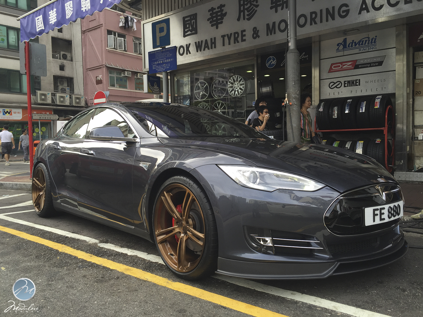 photo 3 Tesla Model S custom wheels Modulare B35 21x9.0, ET , tire size 245/35 R21. 21x10.5 ET 285/30 R21