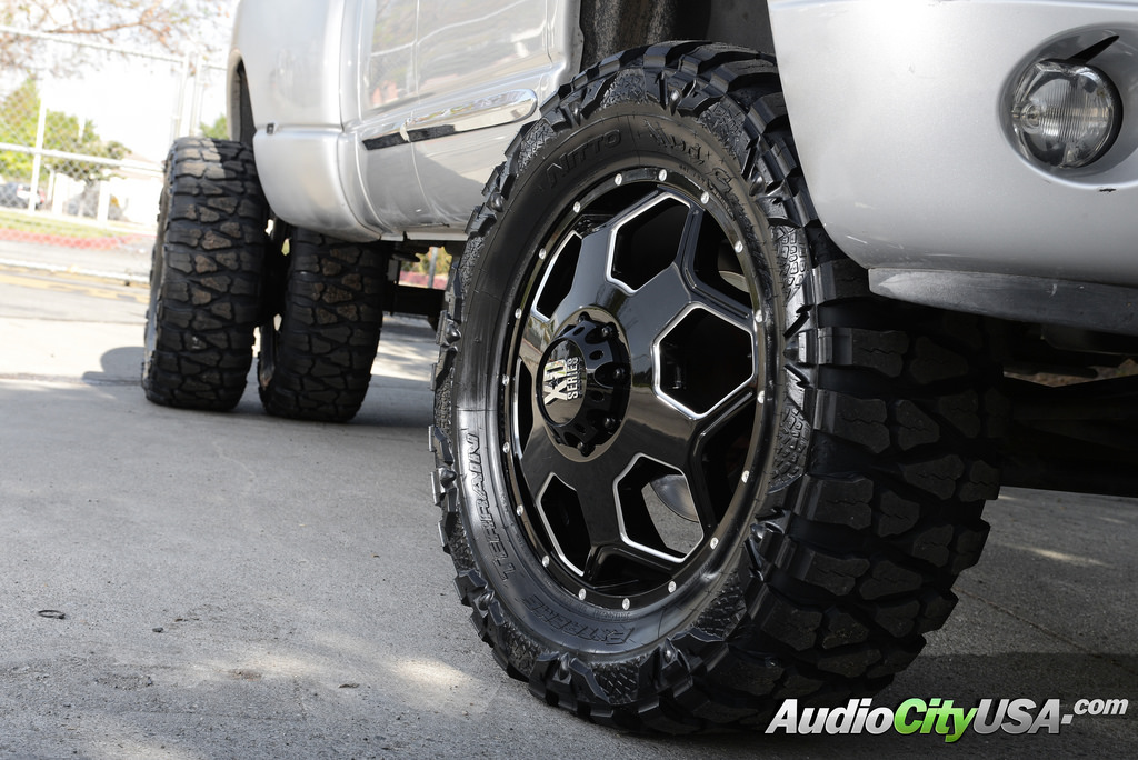photo 7 Dodge Ram 3500 custom wheels XD815 Battalion 22x8.5, ET , tire size 345/55 R22. x ET 