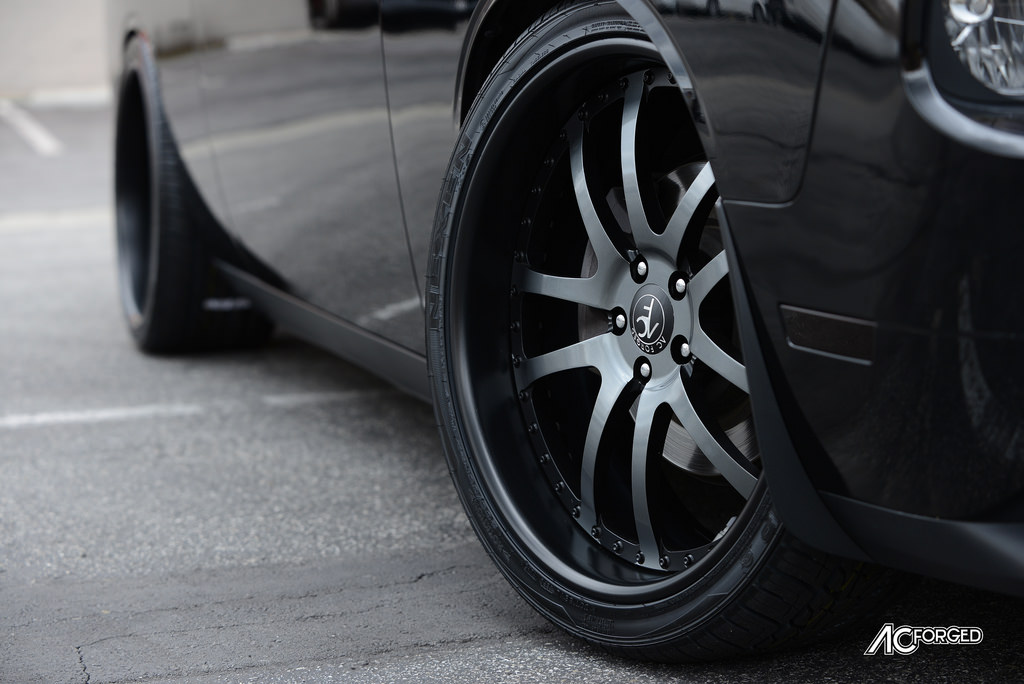 photo 1 Dodge Challenger custom wheels AC 312 22x9.0, ET , tire size 265/35 R22. 22x10.5 ET 295/30 R22
