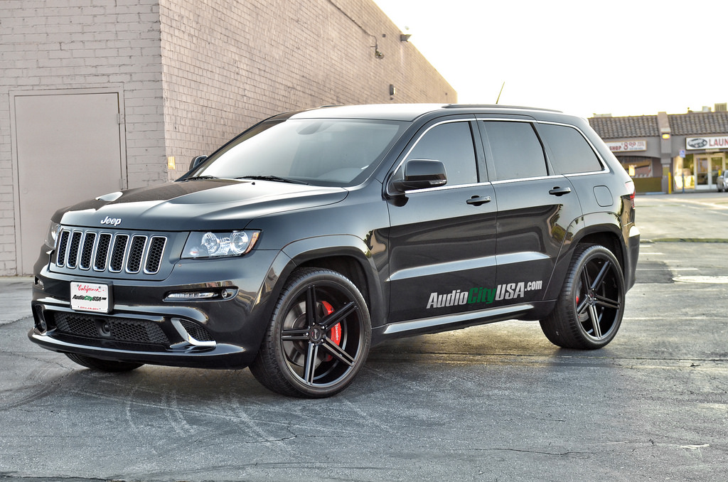 photo 5 Jeep Grand Cherokee custom wheels Gianelle Lucca 22x10.5, ET , tire size 285/35 R22. x ET