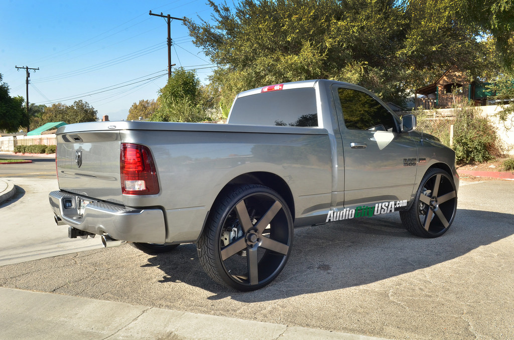 photo 2 RAM 1500 custom wheels DUB Ballers s116 30x10.0, ET , tire size 255/30 R30. x ET