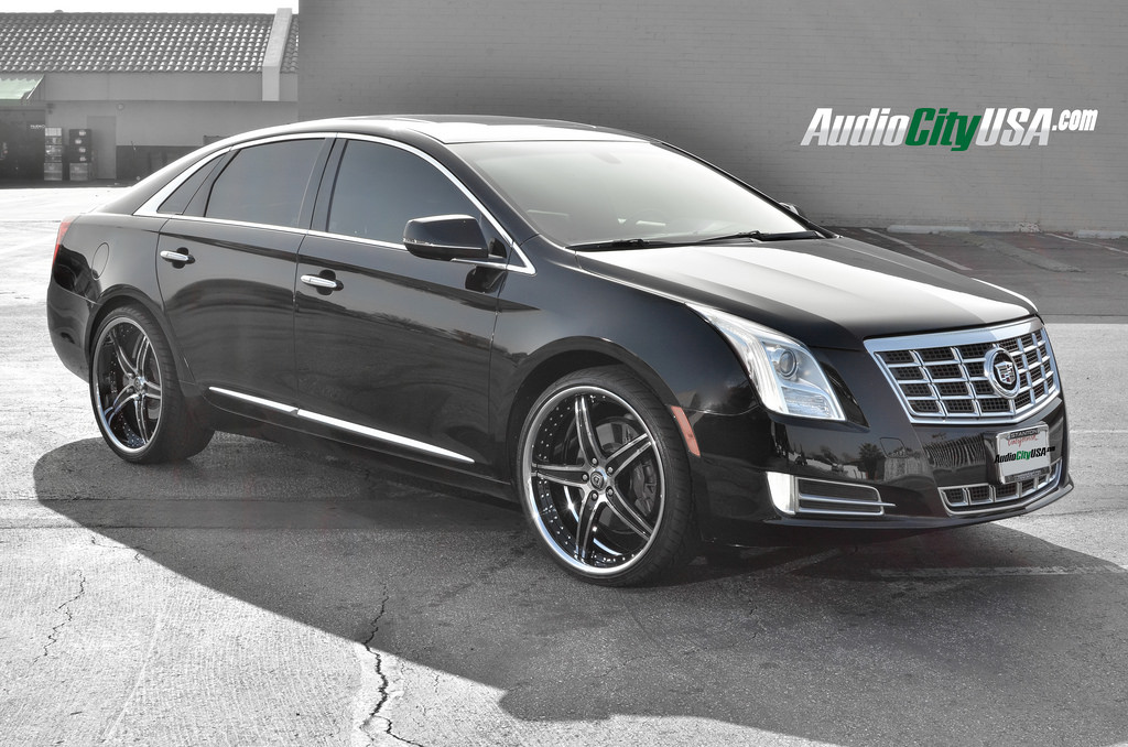 photo 3 Cadillac XTS custom wheels Lexani Forged LF 705 22x9.0, ET , tire size 245/30 R22. 22x10.0 ET 295/25 R22