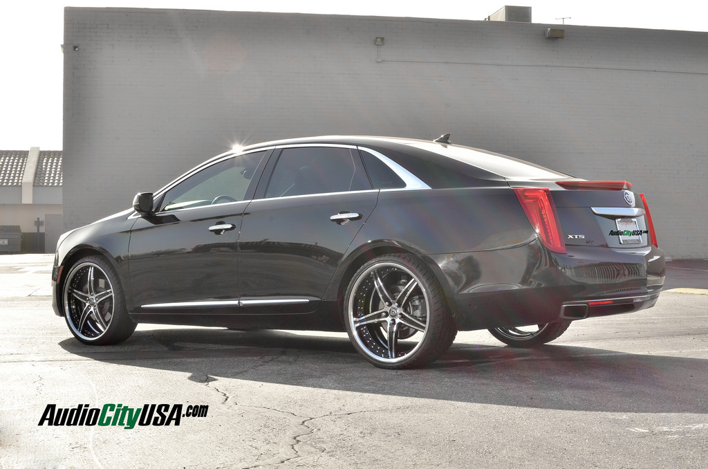 photo 4 Cadillac XTS custom wheels Lexani Forged LF 705 22x9.0, ET , tire size 245/30 R22. 22x10.0 ET 295/25 R22