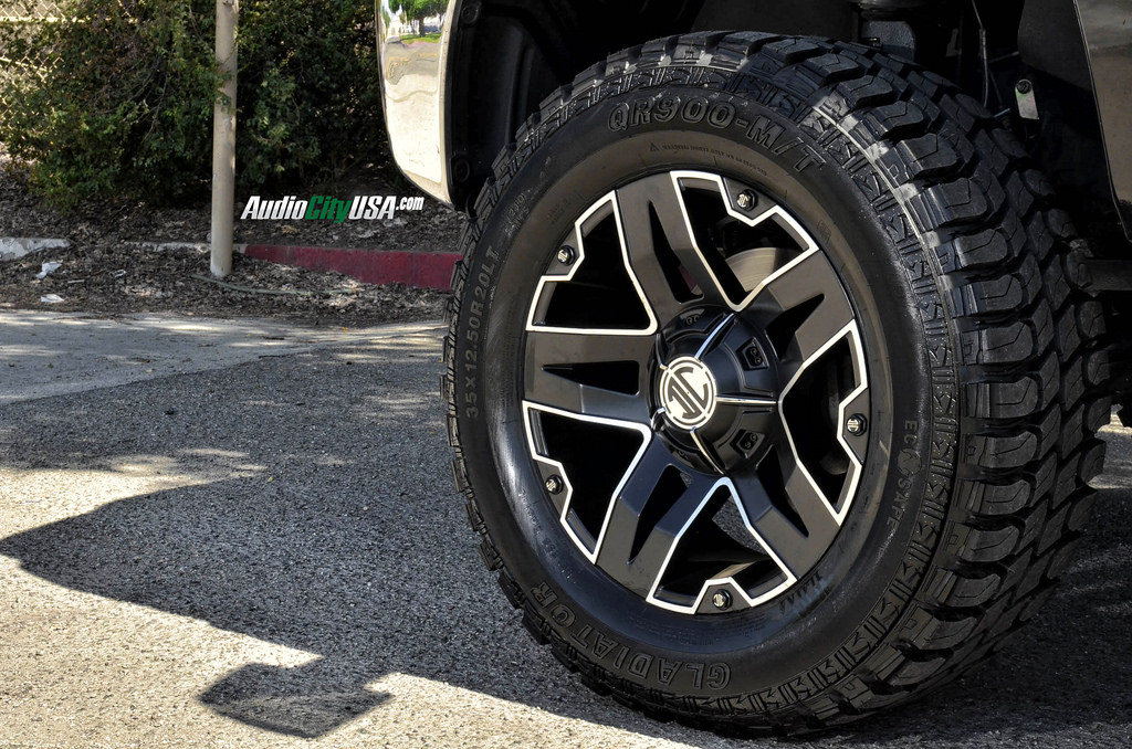 photo 1 Toyota Tundra custom wheels 2 Crave NX 5 20x, ET , tire size 295/65 R20. x ET
