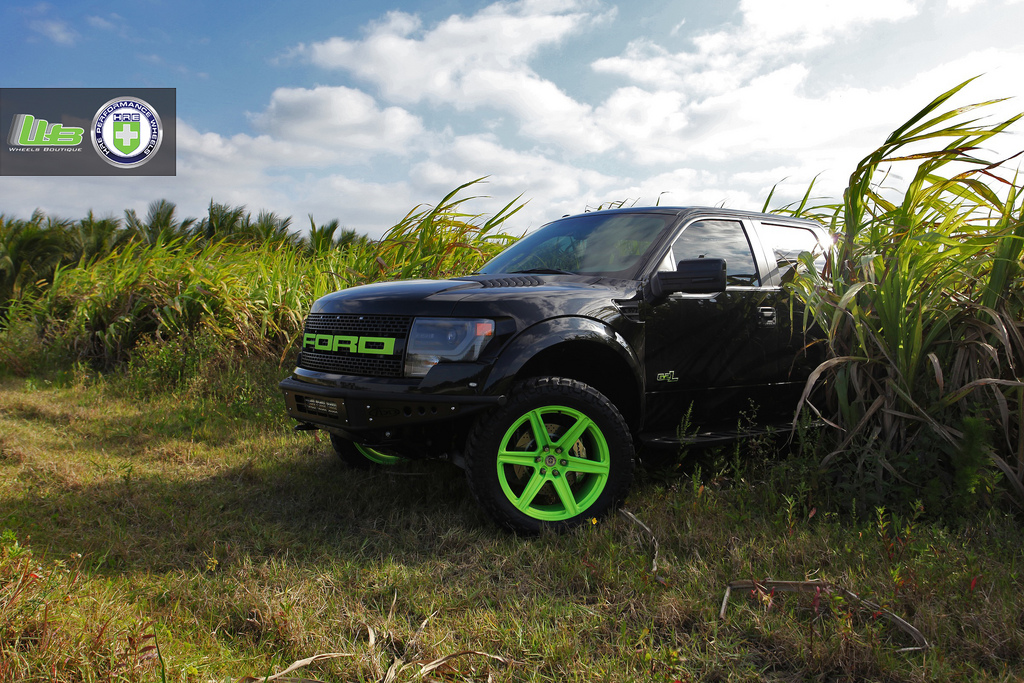 photo 2 Ford F-250 custom wheels HRE TR46 22x10.5, ET , tire size 325/50 R22. x ET 