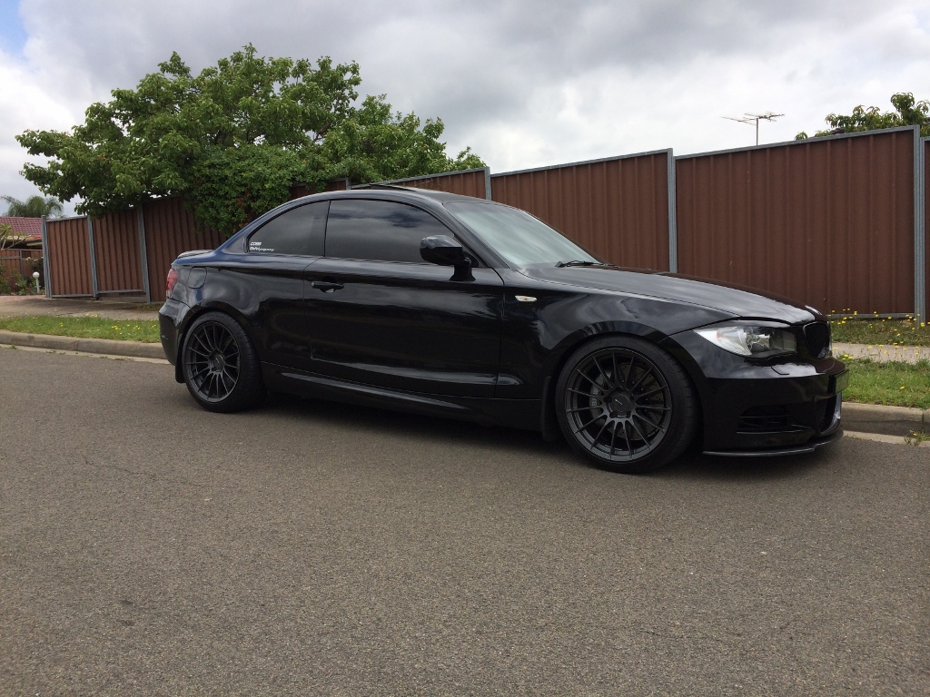 photo 1 BMW  135 custom wheels Enkei  RS05RR 18x8.5, ET +35, tire size 225/40 R18. 18x9.0 ET+50 245/40 R18
