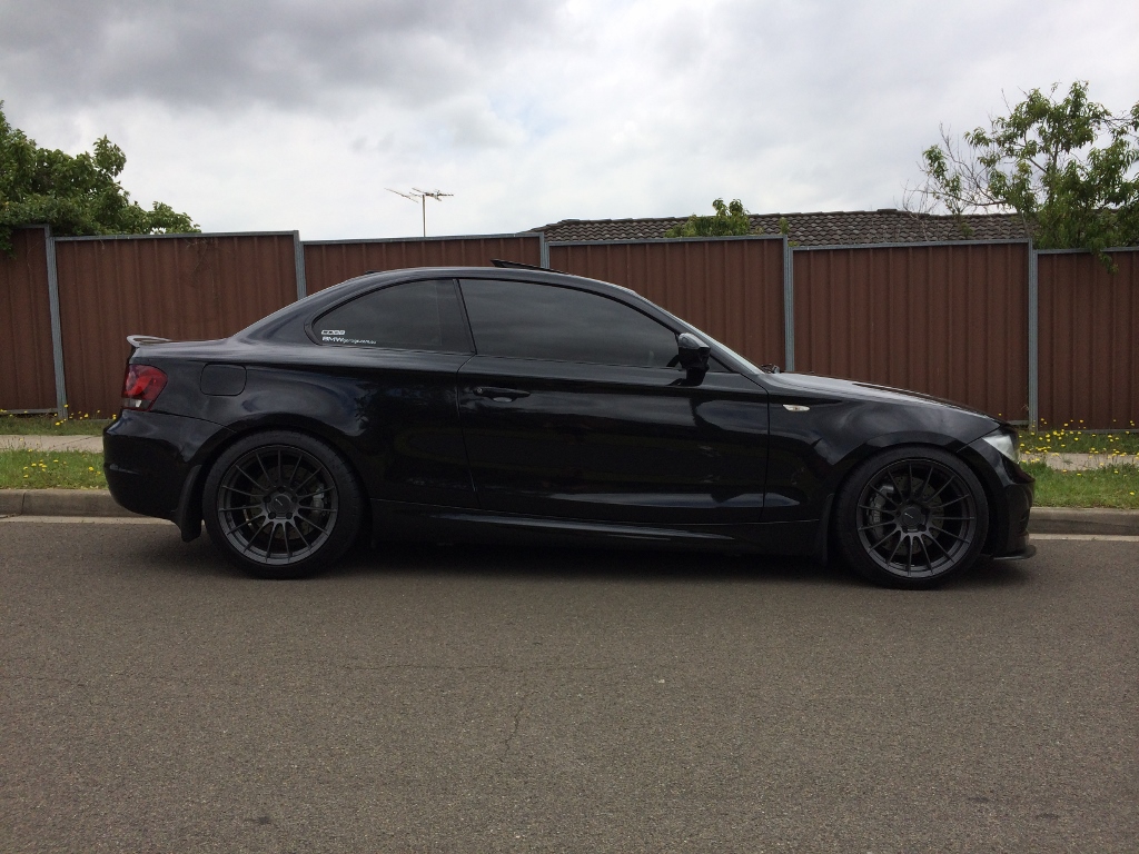 photo 2 BMW  135 custom wheels Enkei  RS05RR 18x8.5, ET +35, tire size 225/40 R18. 18x9.0 ET+50 245/40 R18