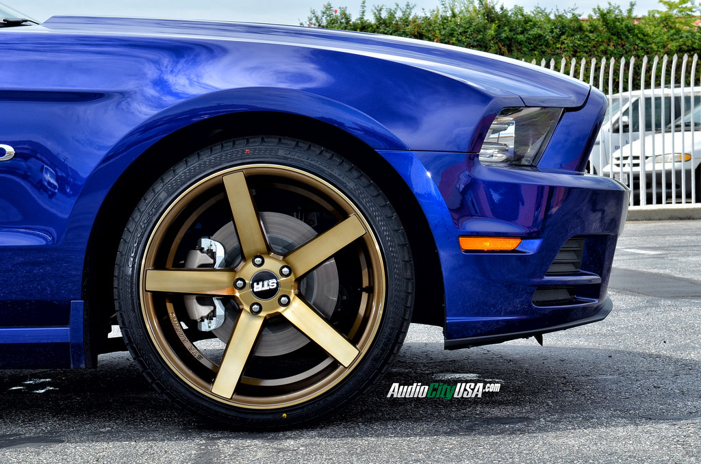 photo 3 Ford Mustang custom wheels STR 607 20x10.5, ET , tire size 285/30 R20. x ET