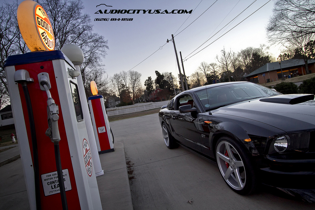 photo 5 Ford Mustang custom wheels STR 607 20x9.0, ET , tire size 245/35 R20. 20x10.5 ET 275/35 R20
