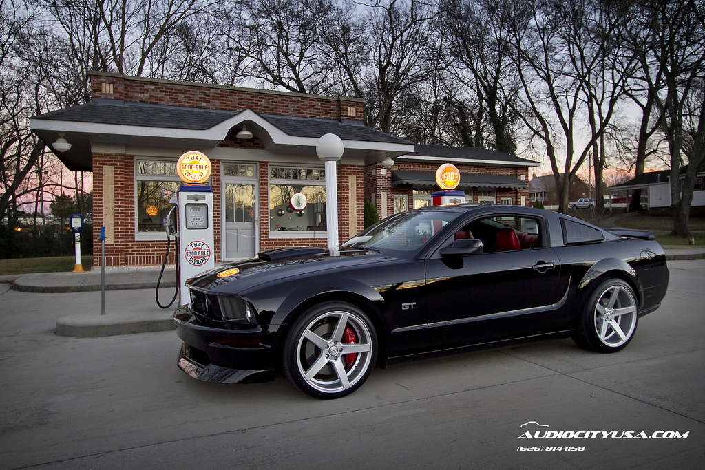 photo 8 Ford Mustang custom wheels STR 607 20x9.0, ET , tire size 245/35 R20. 20x10.5 ET 275/35 R20
