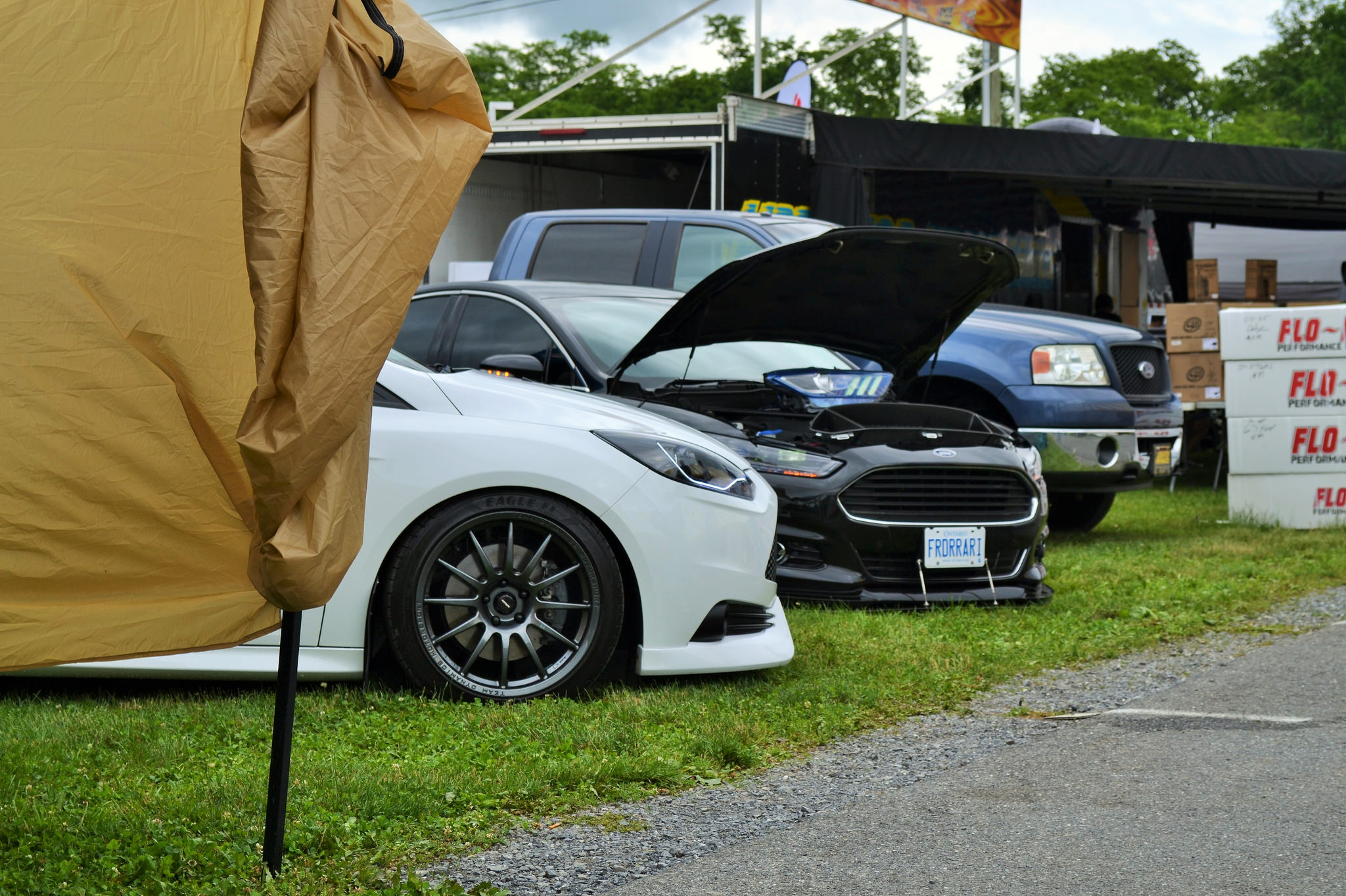 photo 3 Ford Focus ST custom wheels Team Dynamics Pro Race 1.2 18x9.0, ET +38, tire size 235/40 R18. x ET