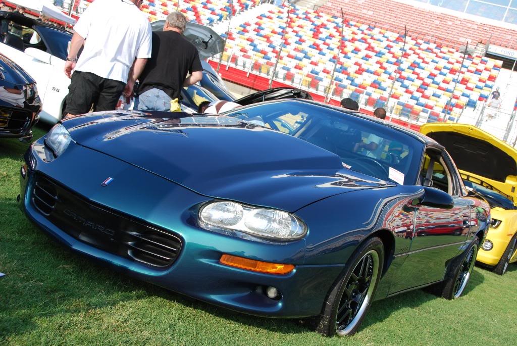 photo 4 Chevrolet Camaro custom wheels   17x9.5, ET , tire size 275/40 R17. 18x10.5 ET 295/25 R18