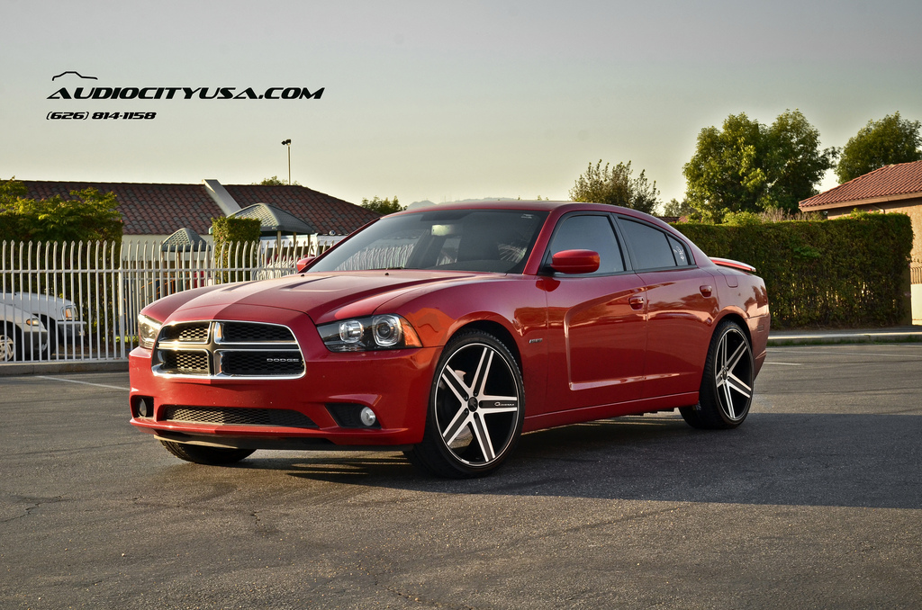 photo 3 Dodge Charger custom wheels Giovanna Dramadio RL 22x9.0, ET , tire size 265/35 R22. 22x10.5 ET 295/30 R22