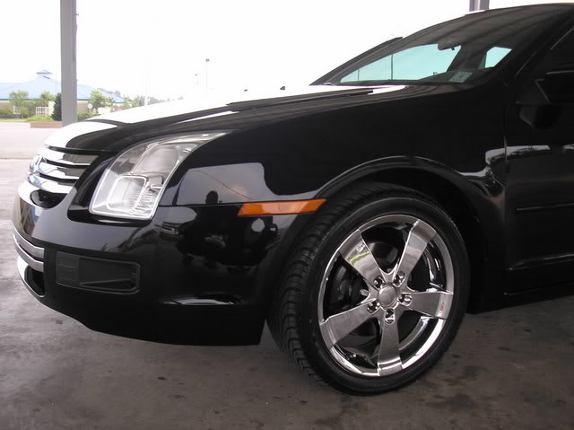 photo 2 Ford Fusion custom wheels Rox Star 18x8.0, ET , tire size 245/40 R18. x ET