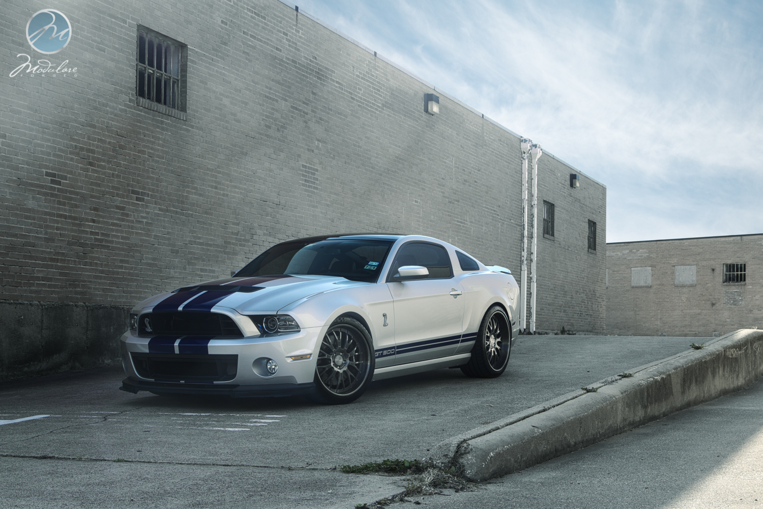 photo 2 Ford Shelby GT500 custom wheels Modulare H4 20x9.5, ET , tire size 275/35 R20. 21x11.0 ET 295/30 R21