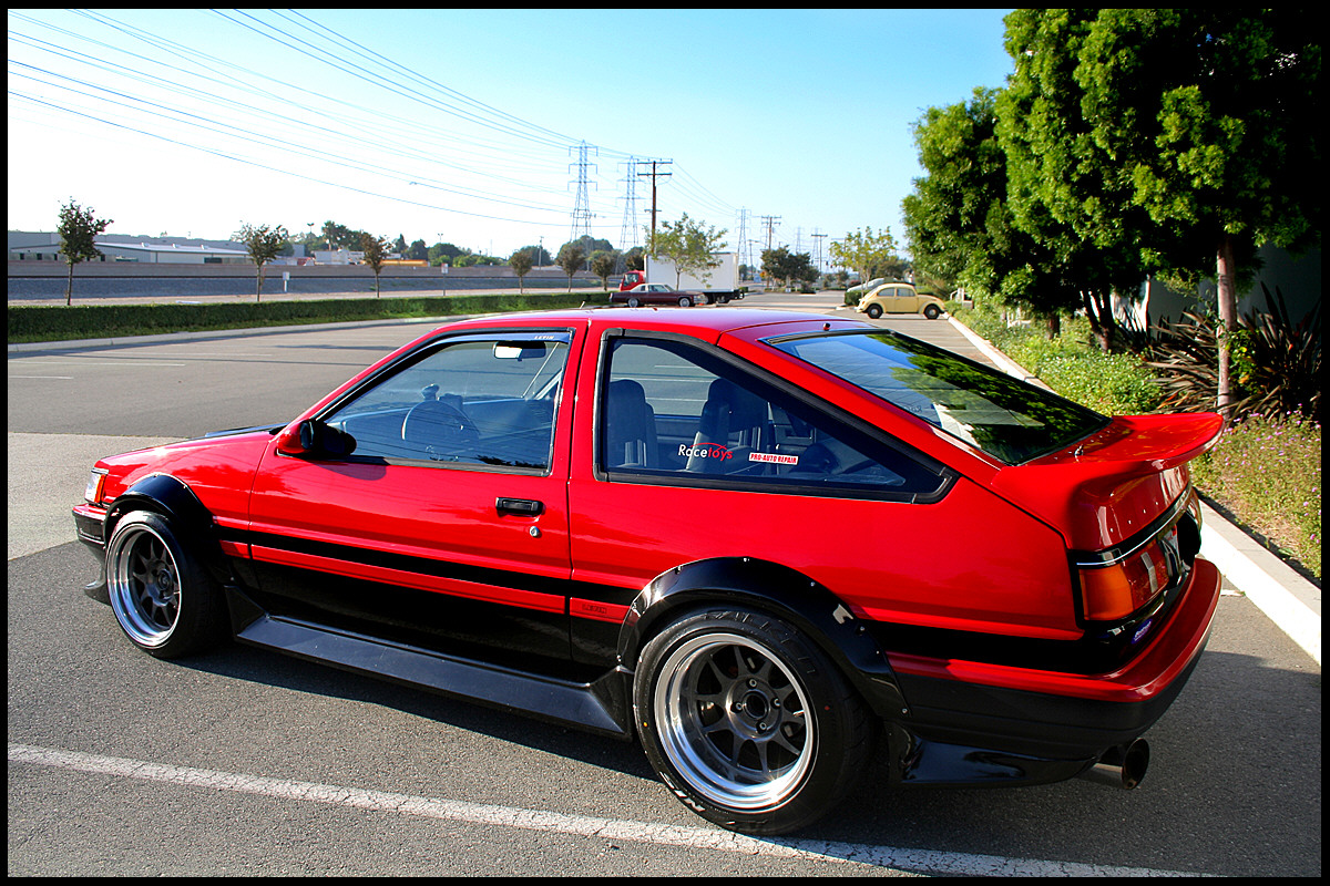 photo 2 Toyota Corolla custom wheels JLine 10SL2 16x9.5, ET 0, tire size 225/40 R16. 16x9.5 ET-43 235/45 R16