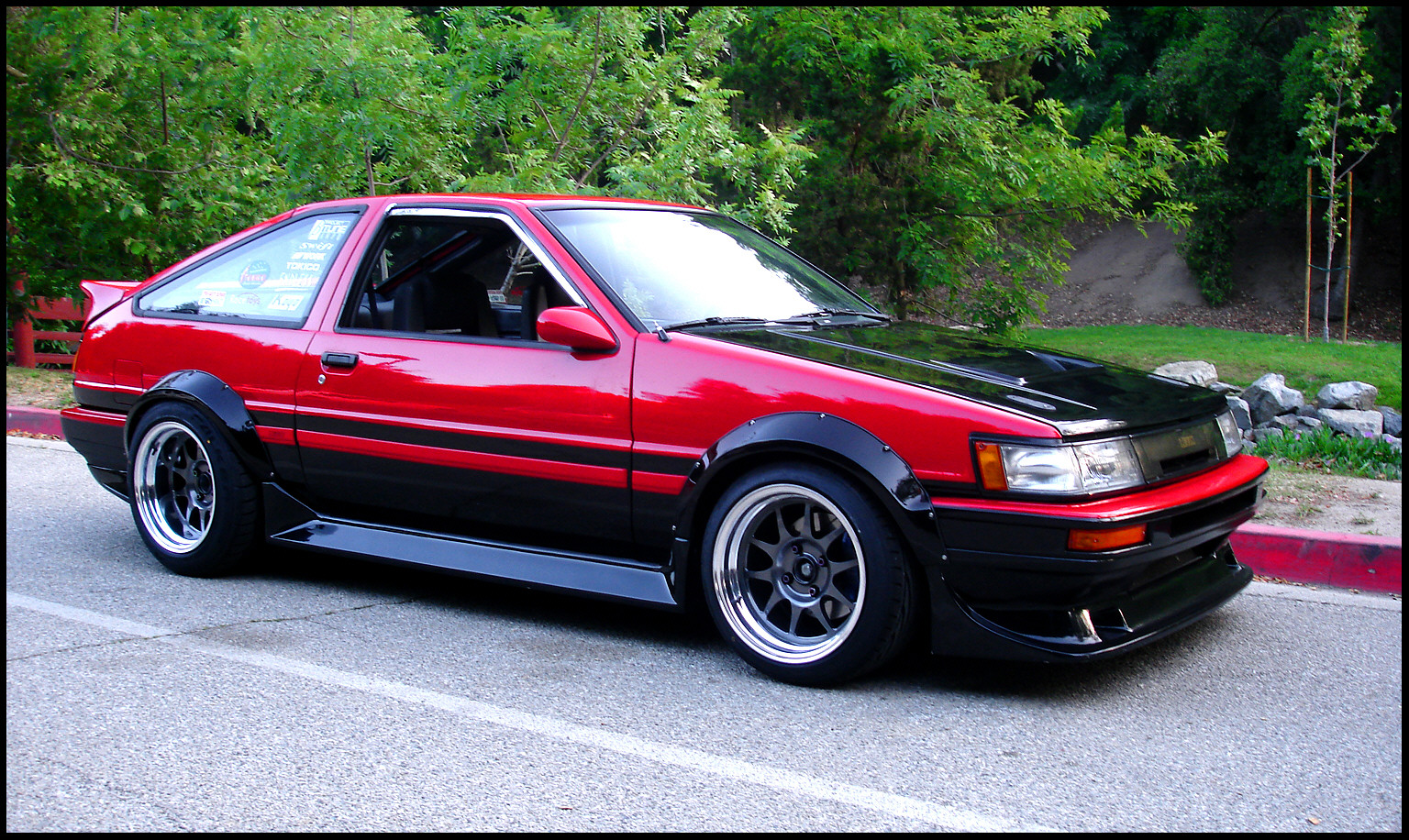 photo 8 Toyota Corolla custom wheels JLine 10SL2 16x9.5, ET 0, tire size 225/40 R16. 16x9.5 ET-43 235/45 R16